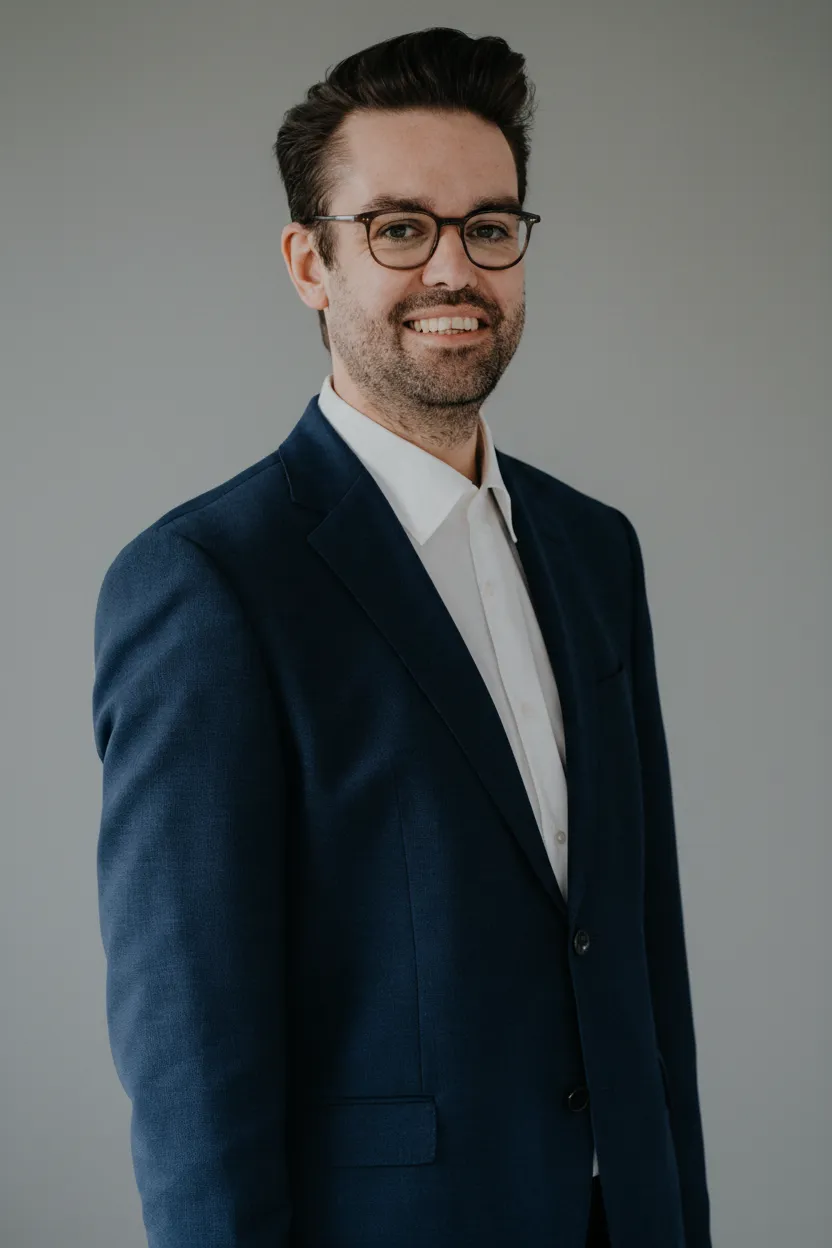 Daud Haque - Anwalt für Arbeitsrecht Köln, spezialisiert auf Arbeitgeberberatung und Kündigungsschutz